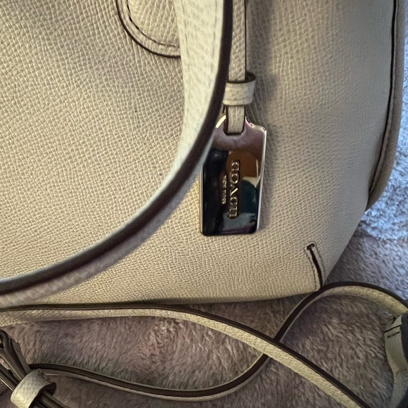 Coach small prince crossbody bag - Picture 2 of 9